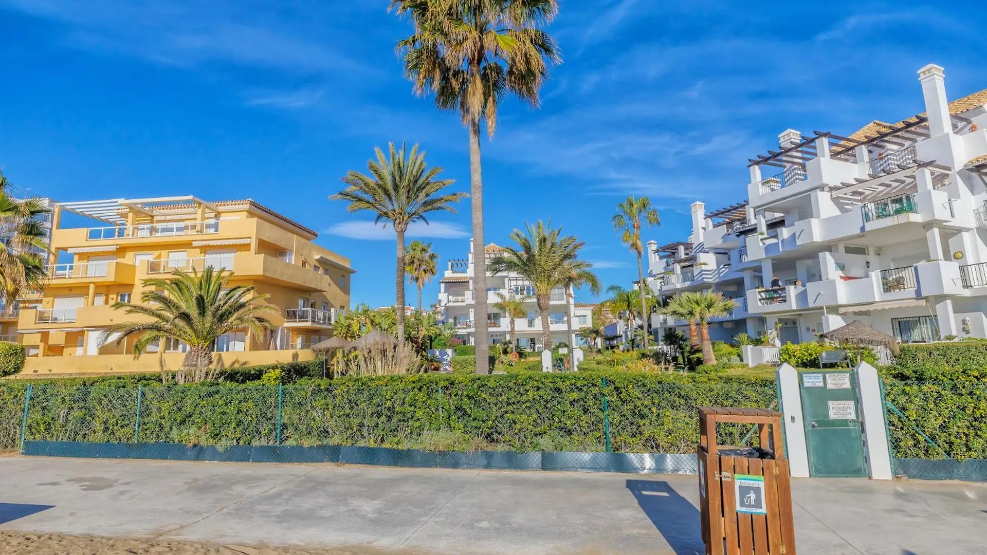 Luxury Duplex Sea Views La Cala Beach 라칼라데미야스 아파트